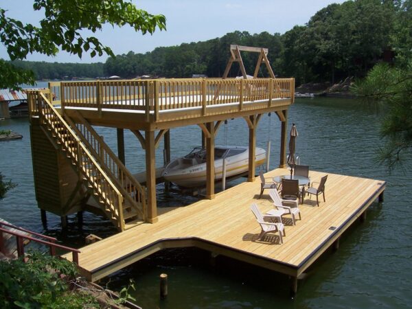 Custom boat house construction company in Melbourne - (321) 635-1211